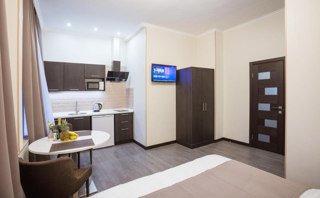 911 Apartments Khreshchatyk Kiev Luaran gambar