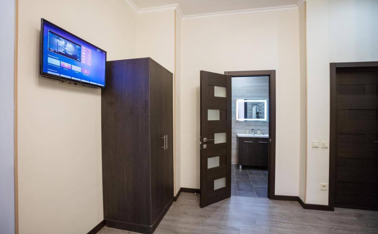 911 Apartments Khreshchatyk Kiev Luaran gambar