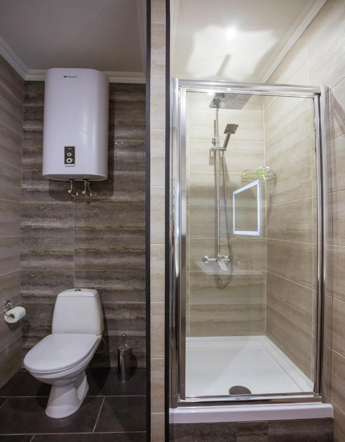 911 Apartments Khreshchatyk Kiev Luaran gambar