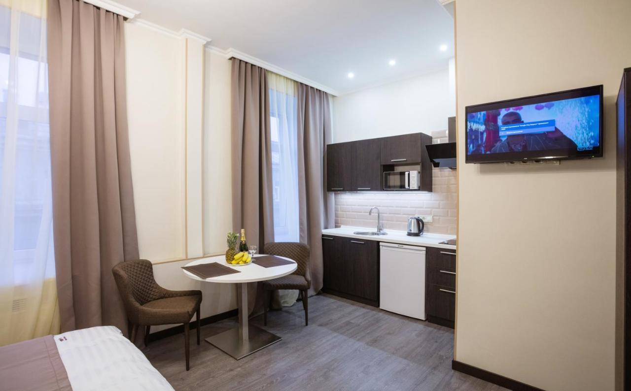 911 Apartments Khreshchatyk Kiev Luaran gambar